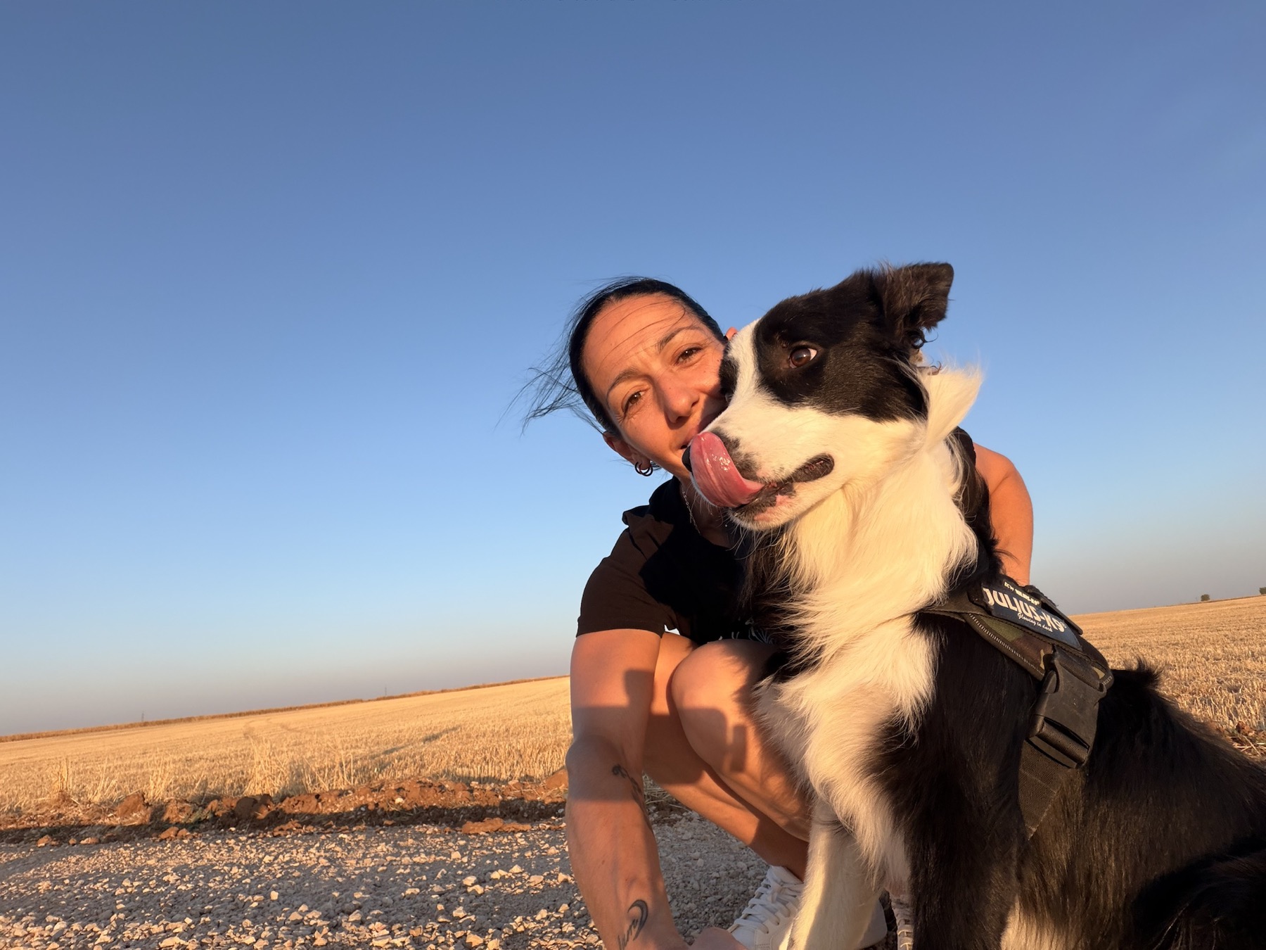 Estefanía junto a Daddy durante un paseo